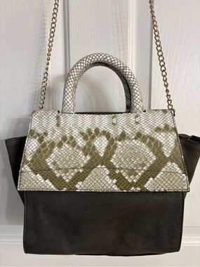 Vittoria Napoli “Barok” Genuine Leather Handbag